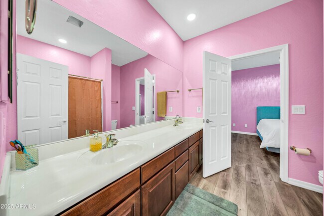 Building Photo - 7149 W Avenida Del Sol