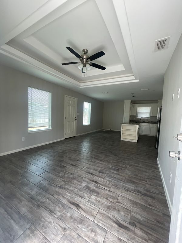 Building Photo - 3808 Bella Costa Dr