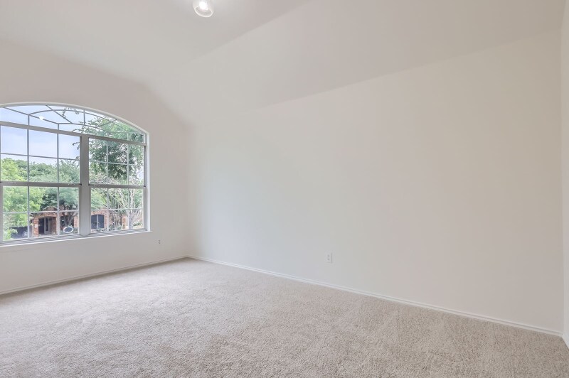 Building Photo - 1200 Boerne Dr