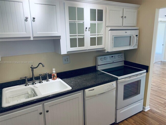 Building Photo - 6301 N University Dr