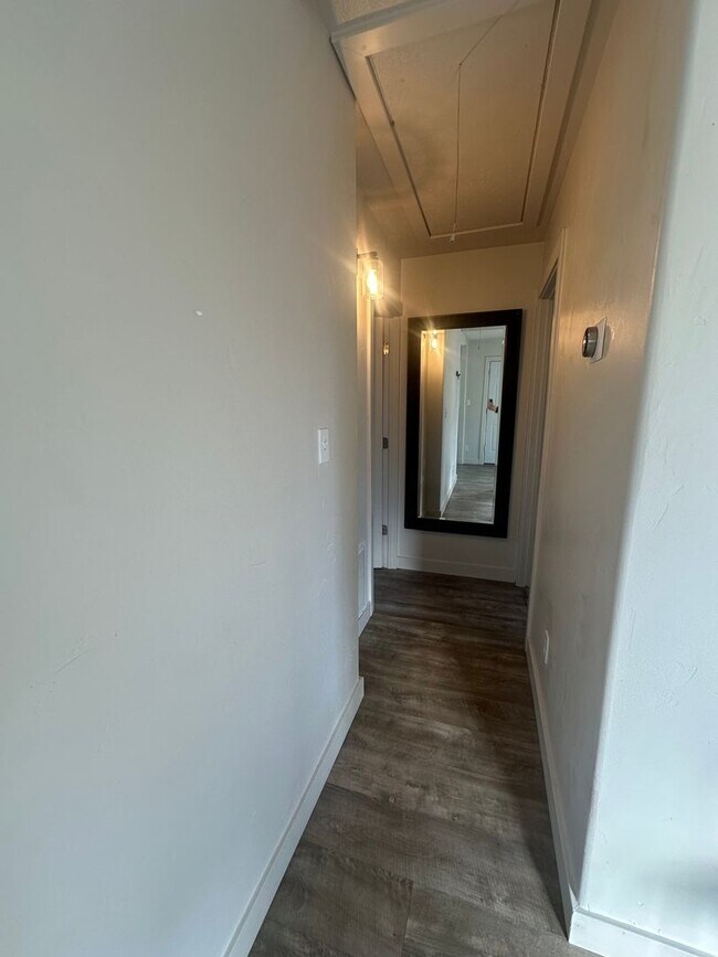 Building Photo - GORGEOUS West Valley Home!!!