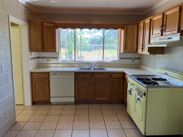Building Photo - 2028 Cottonwood Ln