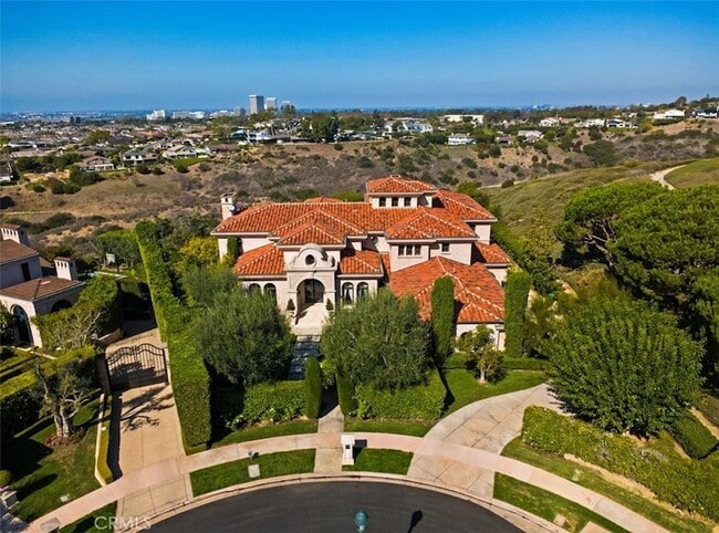 Building Photo - 1 Rim Ridge