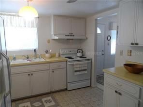 Building Photo - 2203 Canal Dr