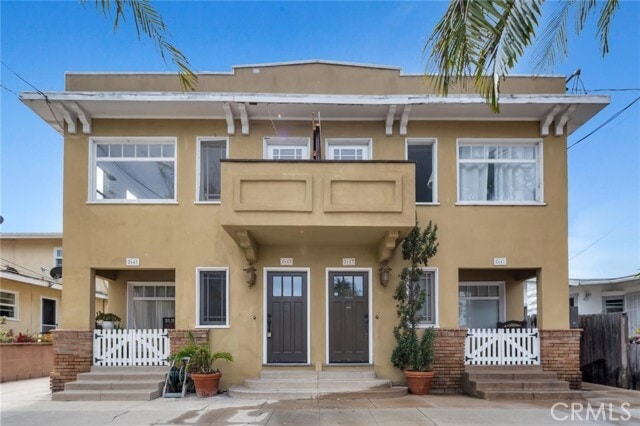 Primary Photo - 2641 S Pacific Ave