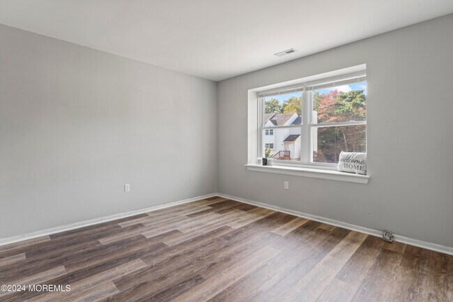Building Photo - 41 N Indian Valley Ct