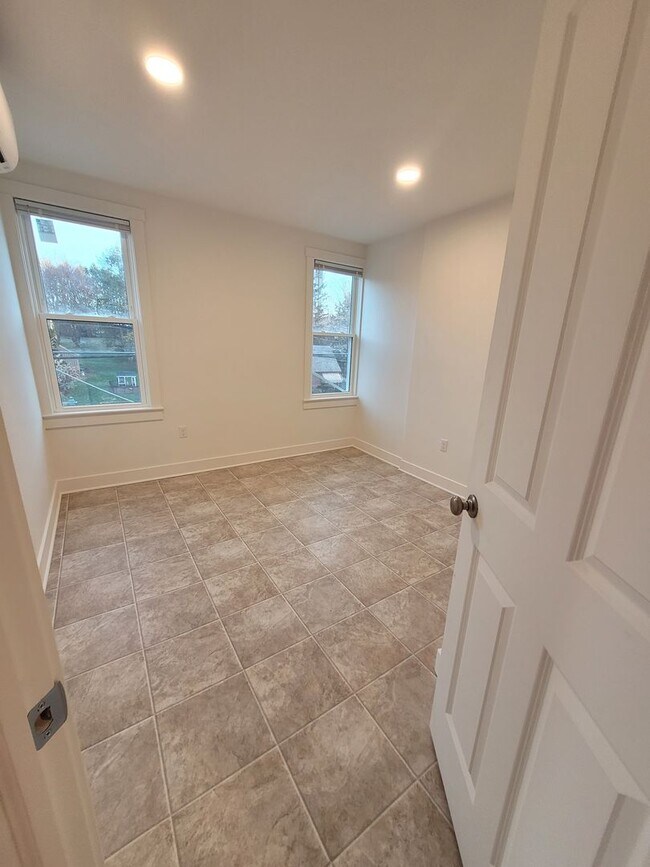 Building Photo - 3 bedroom Conestoga Valley School District