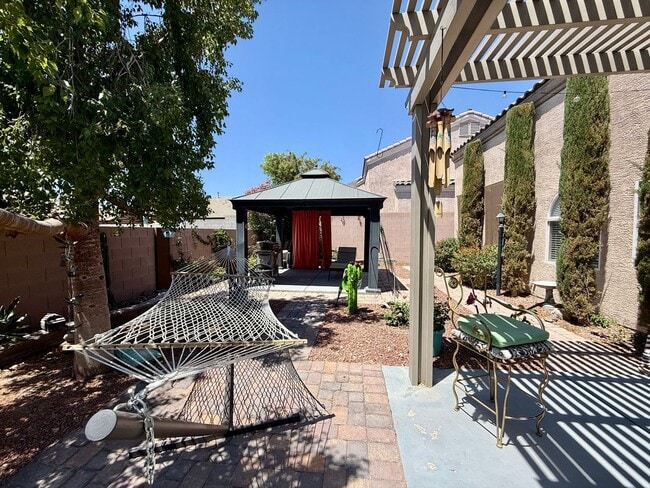 Building Photo - Single-Story Home with Solar, 3-Car Garage & Covered Patio