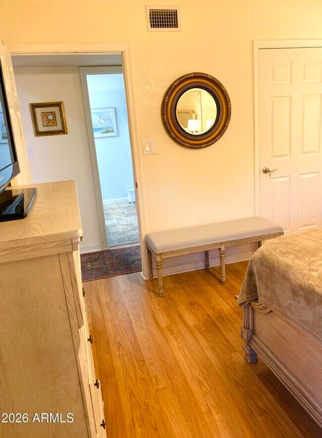 Building Photo - 12222 N Paradise Vlg Pkwy S