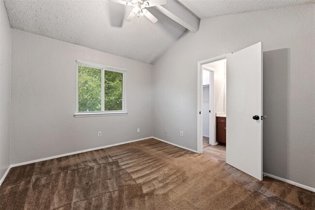 Building Photo - 1805 Rawhide Dr