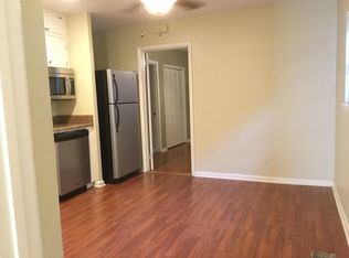 Wood floors throughout - 1512 S Louisiana St