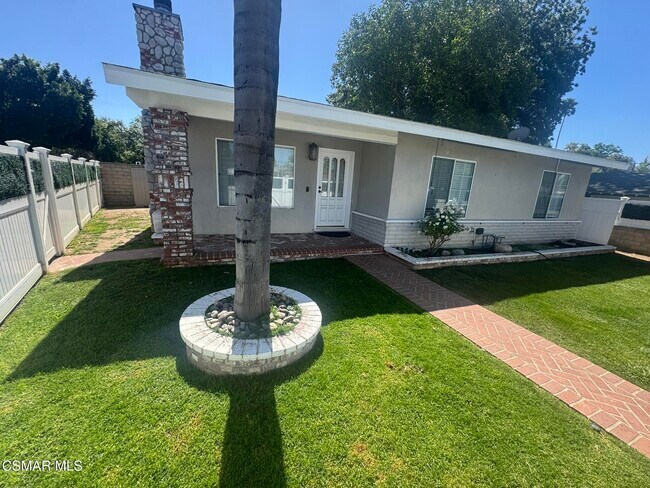 Building Photo - 7358 Jumilla Ave