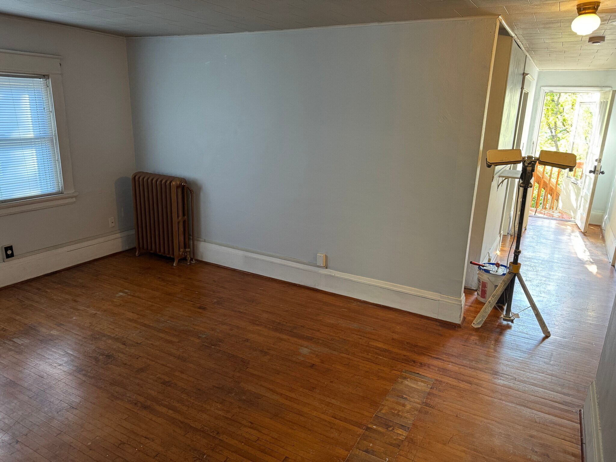 Building Photo - 730 Como Ave