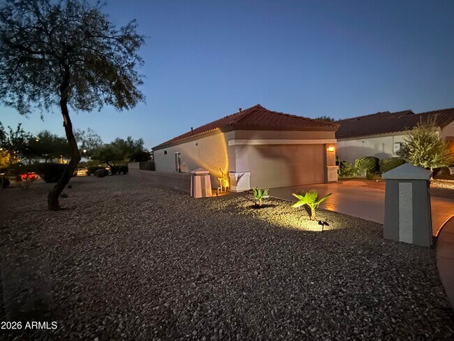 Building Photo - 15876 W Alpine Ridge Dr