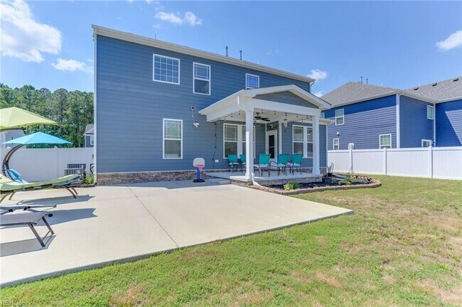 Building Photo - 4061 Ravine Gap Dr