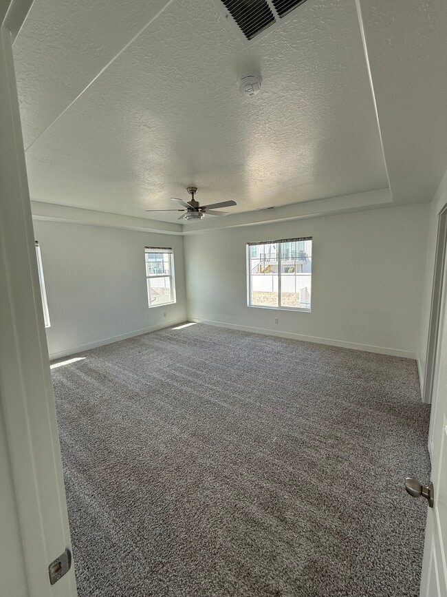 Building Photo - 6086 W Esker Terrace Ln