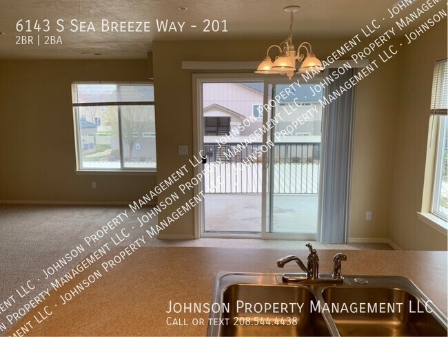Building Photo - 6143 S Sea Breeze Way