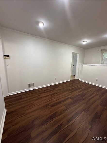 Building Photo - 210 1st Ave