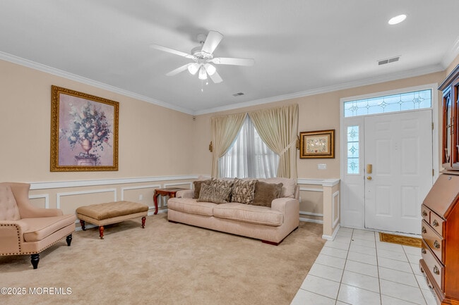 Building Photo - 138 Greenlawns Dr