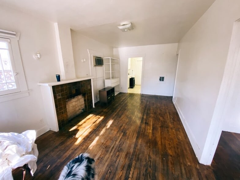 Living Room - 1669 Locust St