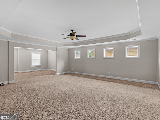 Building Photo - 185 Regency Pl