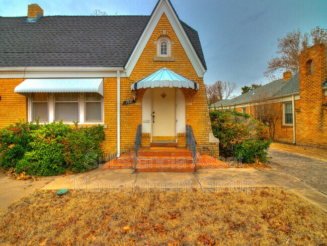 Building Photo - 1019 NW 40th St