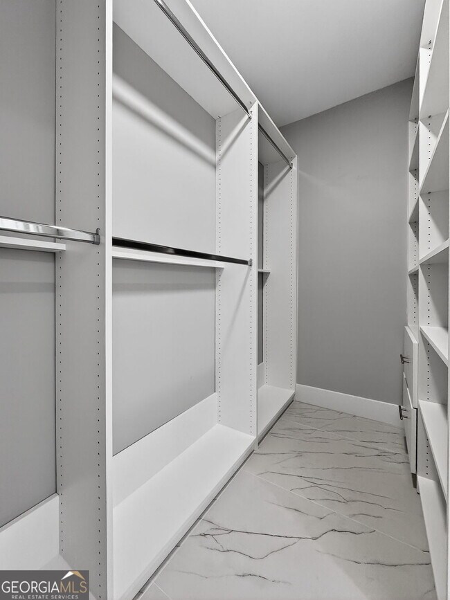 Building Photo - 1410 Landon Dr