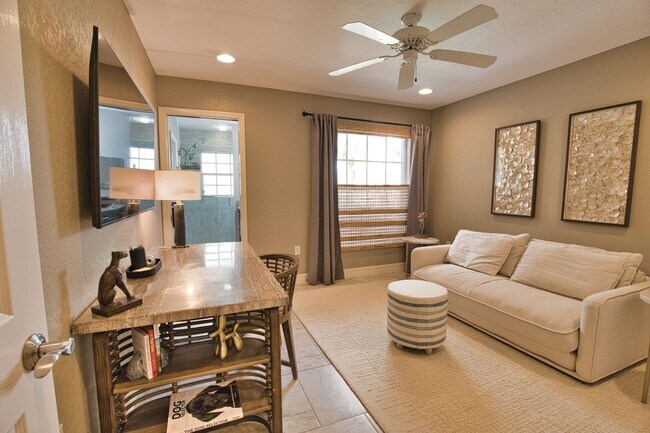 Building Photo - Luxury Home with Saltwater Heated Pool, Spa & Spectacular Golf Course Views, and includes Social ...