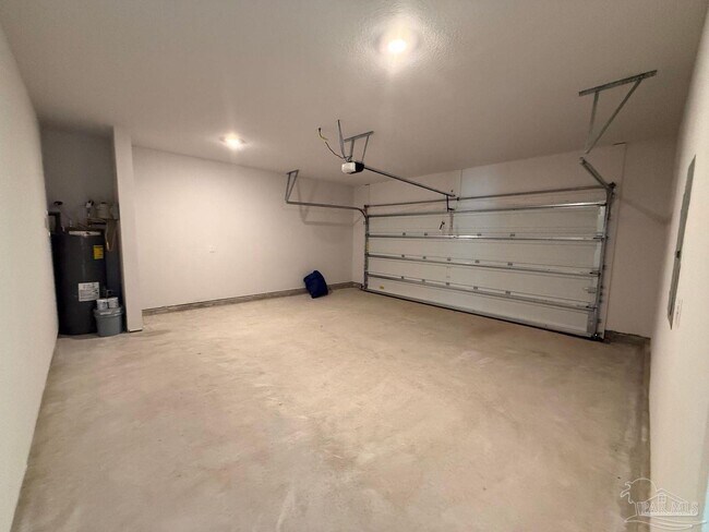 Building Photo - 2143 Chirping Cricket Ct