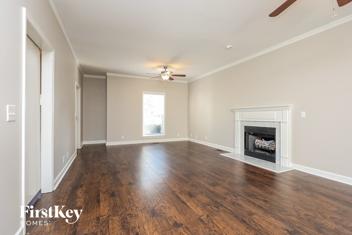 Building Photo - 221 Shoemaker Ct