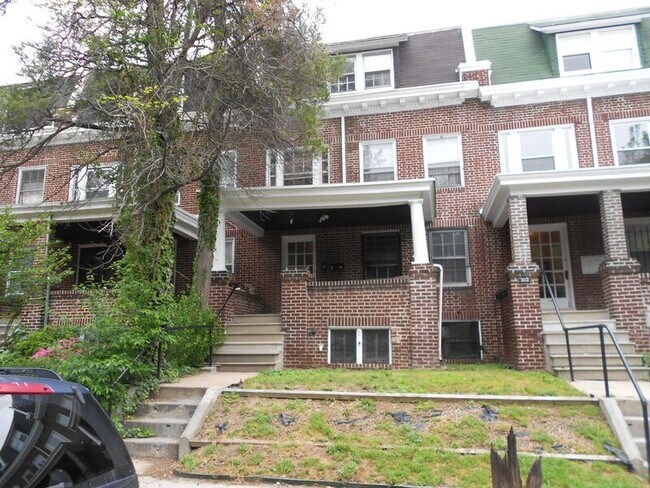 Primary Photo - 3125 Guilford Ave