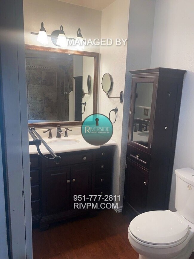 Building Photo - Beautiful 4-Bedroom, 2-Bath Home in Rivers...