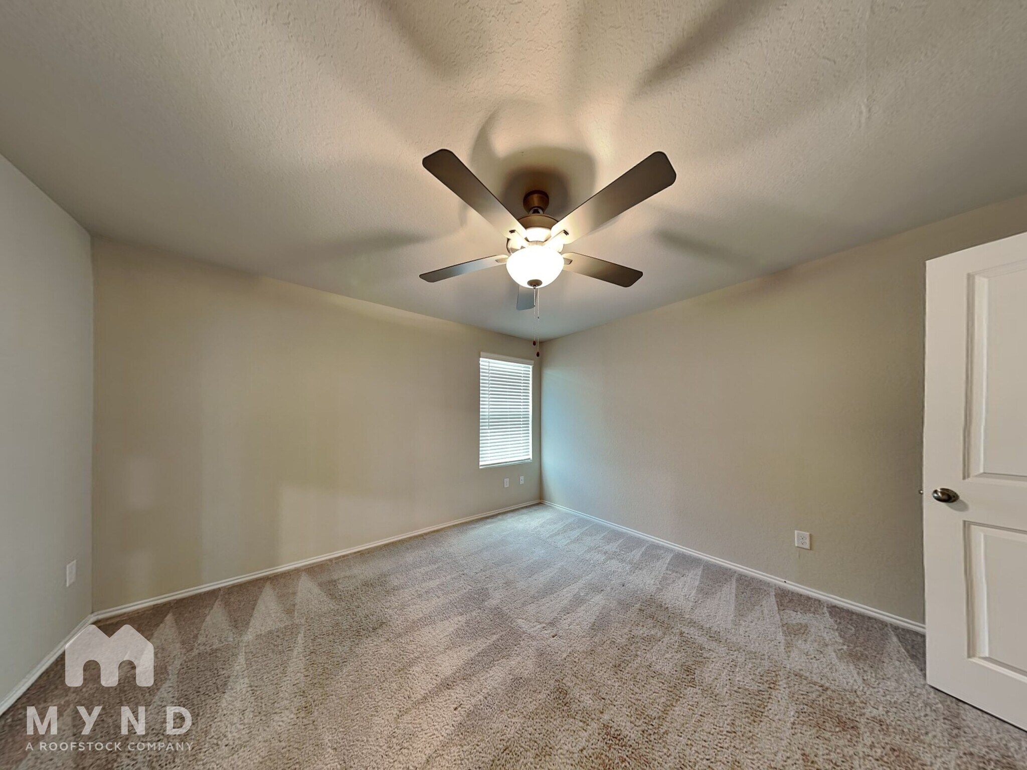 Building Photo - 8727 Key Windy Way