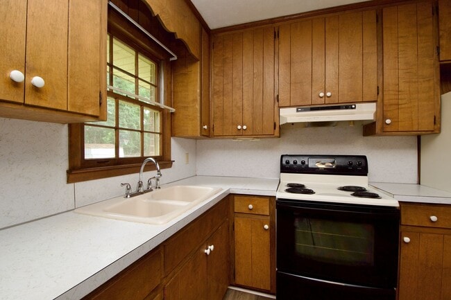 Building Photo - 1109 Drew Ln