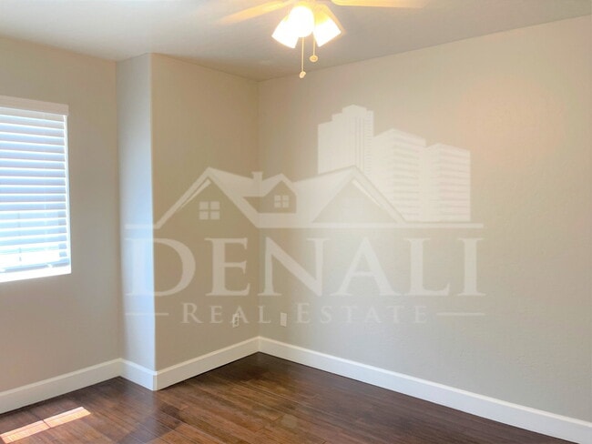 Building Photo - 3602 E Windmere Dr