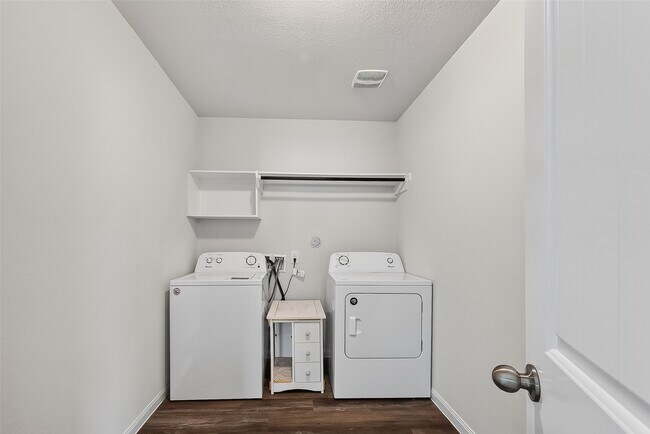 Building Photo - 25048 Adams Canyon Dr