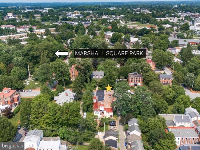 Building Photo - 318 N Matlack St