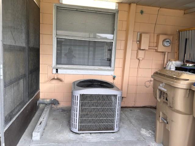 Building Photo - 40 E Country Cove Way