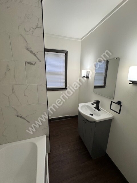Building Photo - 4614 Schmucker Dr