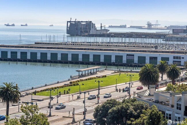 Building Photo - 501 Beale St