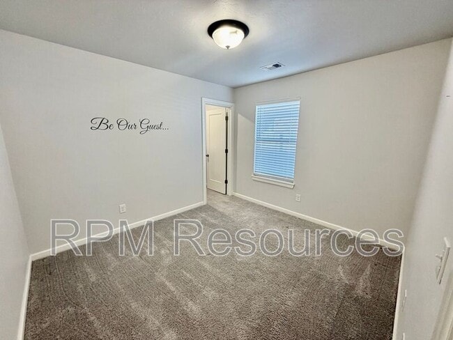 Building Photo - 412 Kearny Ln