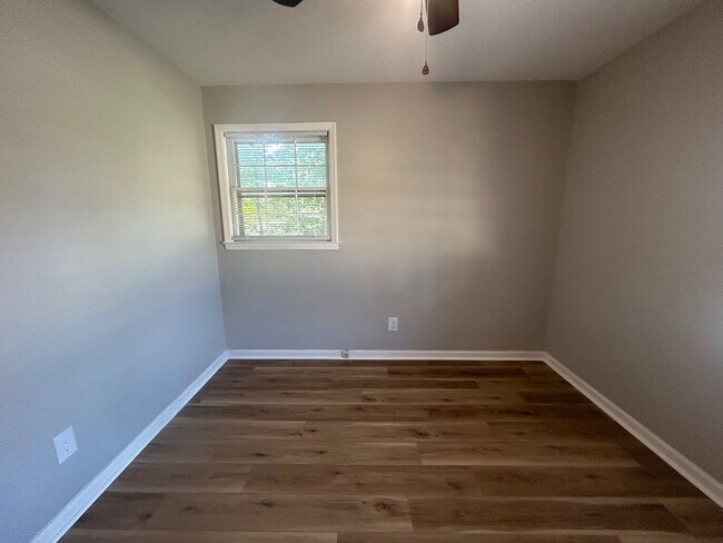Building Photo - 3728 Baywater Dr