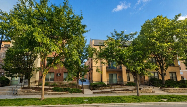 Building Photo - Williamson Place