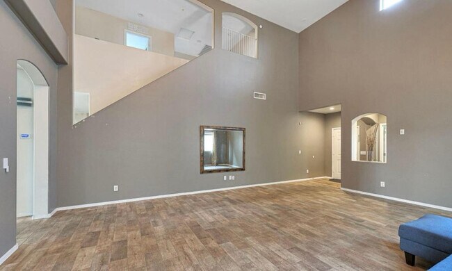 Building Photo - 23865 W Huntington Dr