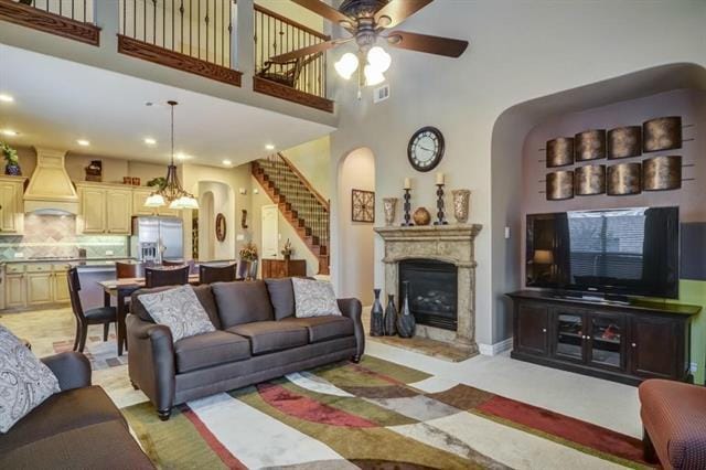 Building Photo - 2005 Loma Alta Dr