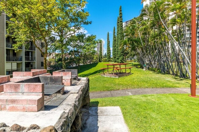 Building Photo - 98-351-351 Koauka Loop