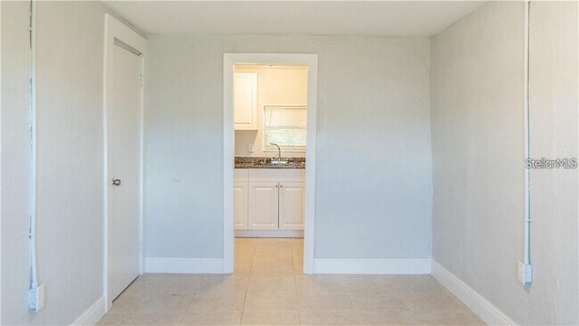 Building Photo - 1507 7th St SW