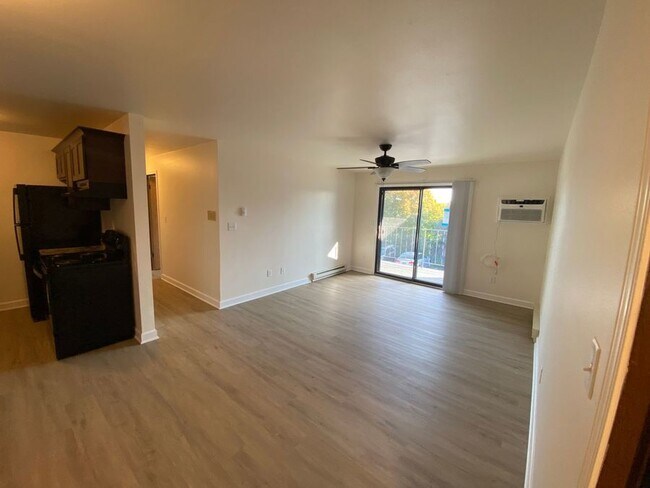 Building Photo - 6030 80th Pl