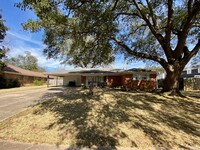 Building Photo - 3 Bedroom 3 Bath Home in Shreve City Neigh...