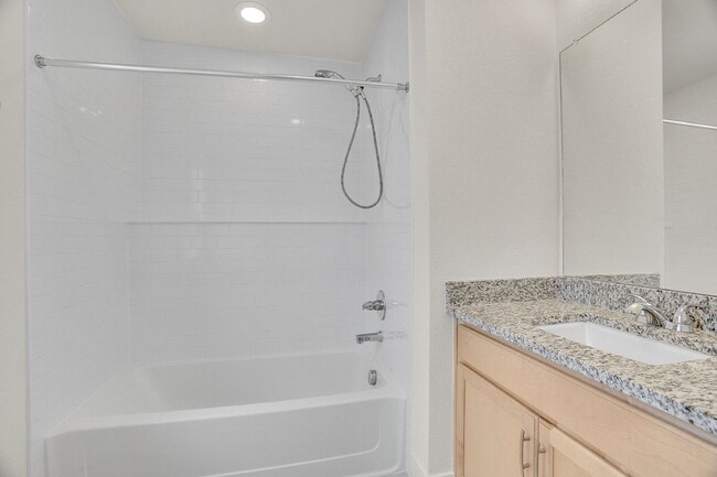 Building Photo - $2,680 - 2 Bed, 2.5 Bath Townhome in Broom...